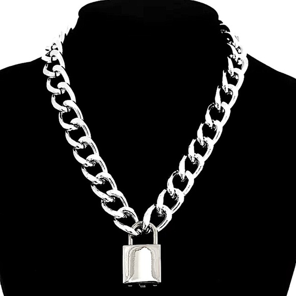 Silver Lock Key Cuban Chain Link Choker - Picture 3 of 10